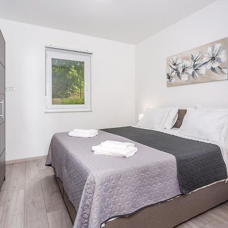 Kvarner Bay 4* - Apartments 1 & 3 리예카 외부 사진