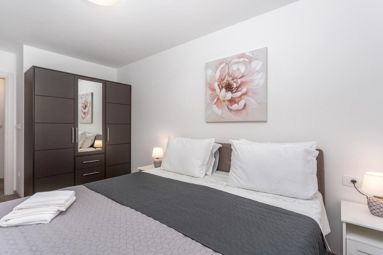 Kvarner Bay 4* - Apartments 1 & 3 리예카 외부 사진