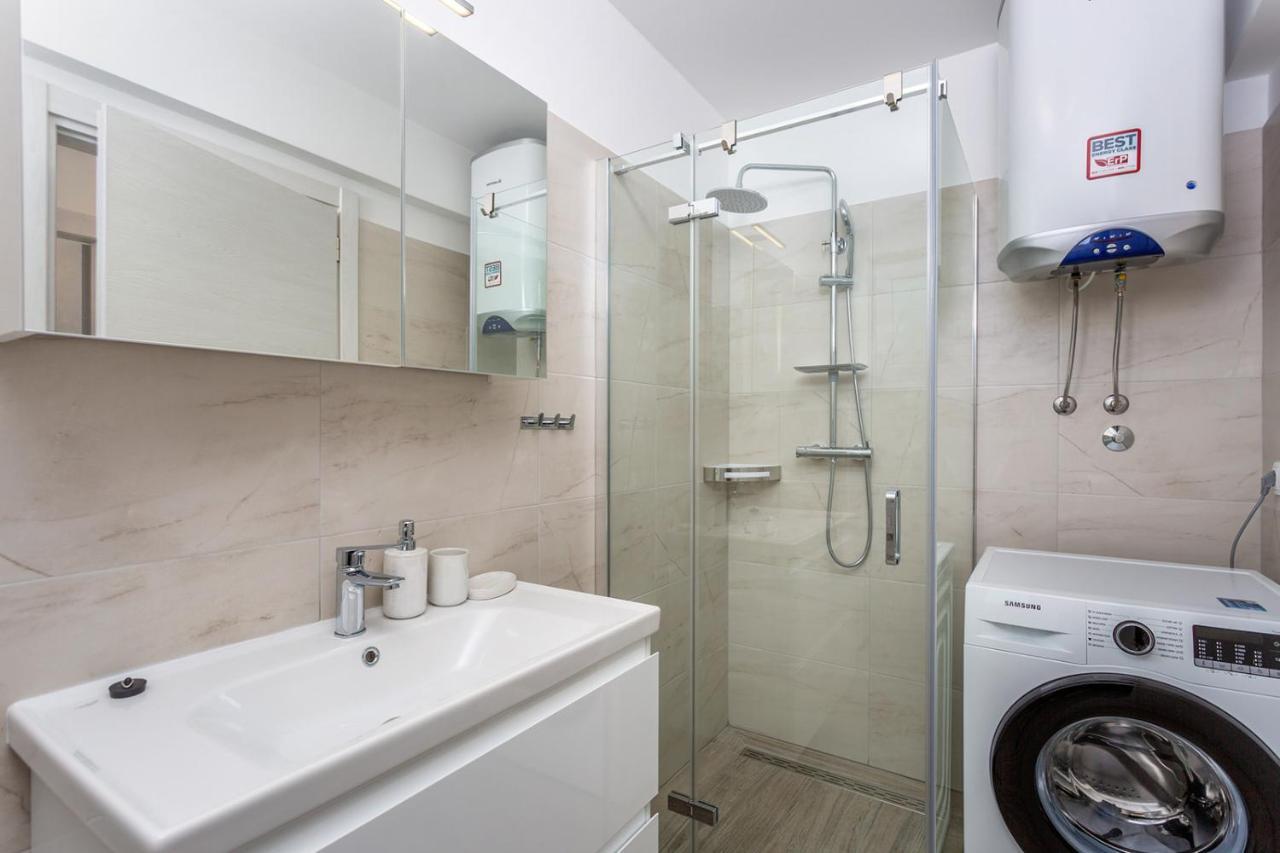 Kvarner Bay 4* - Apartments 1 & 3 리예카 외부 사진