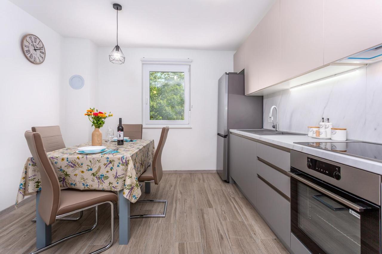 Kvarner Bay 4* - Apartments 1 & 3 리예카 외부 사진