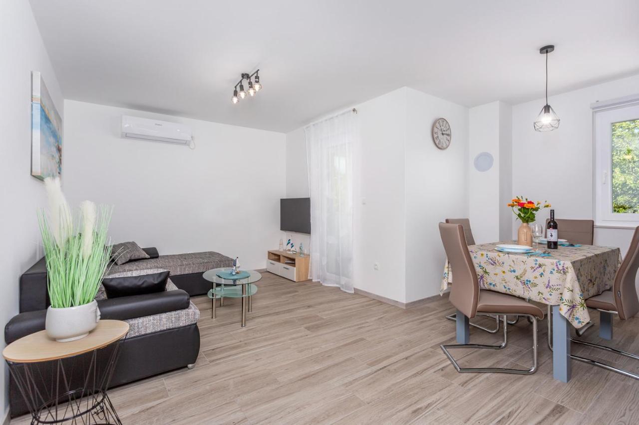 Kvarner Bay 4* - Apartments 1 & 3 리예카 외부 사진