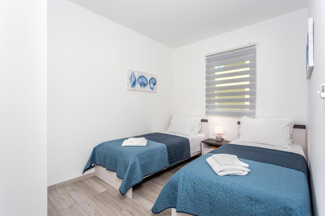 Kvarner Bay 4* - Apartments 1 & 3 리예카 외부 사진