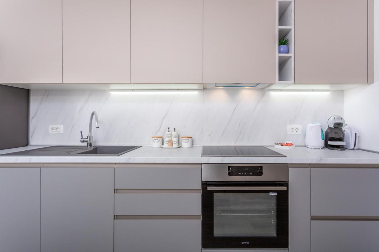 Kvarner Bay 4* - Apartments 1 & 3 리예카 외부 사진